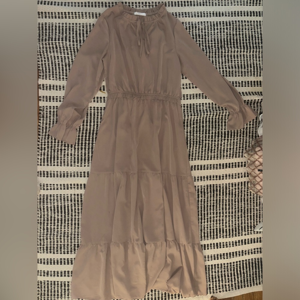 Nude maxi (S) dress